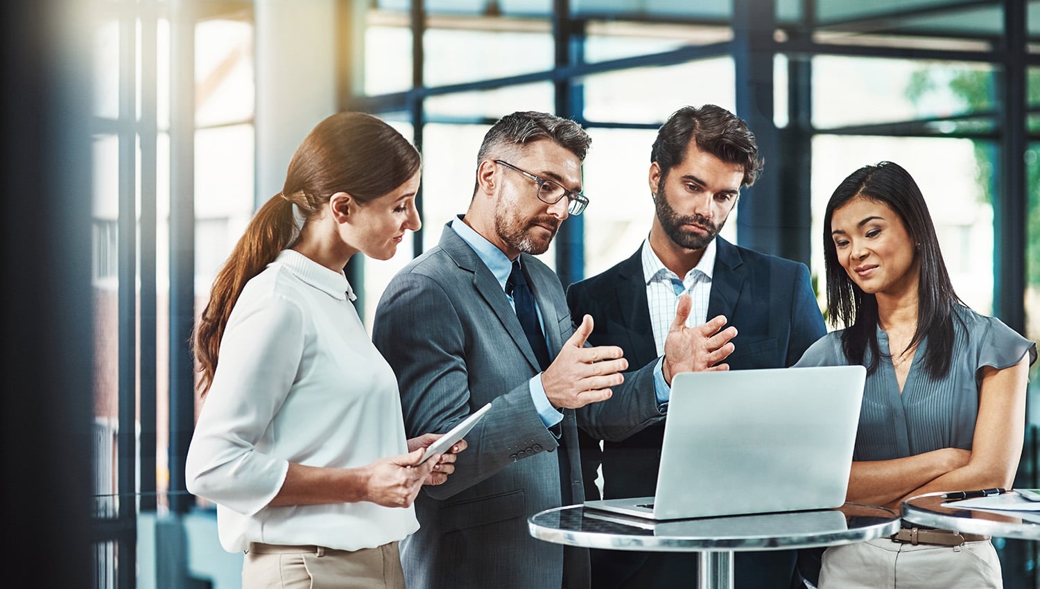 7 Tips to Be Confident in Your Corporate Webcasts